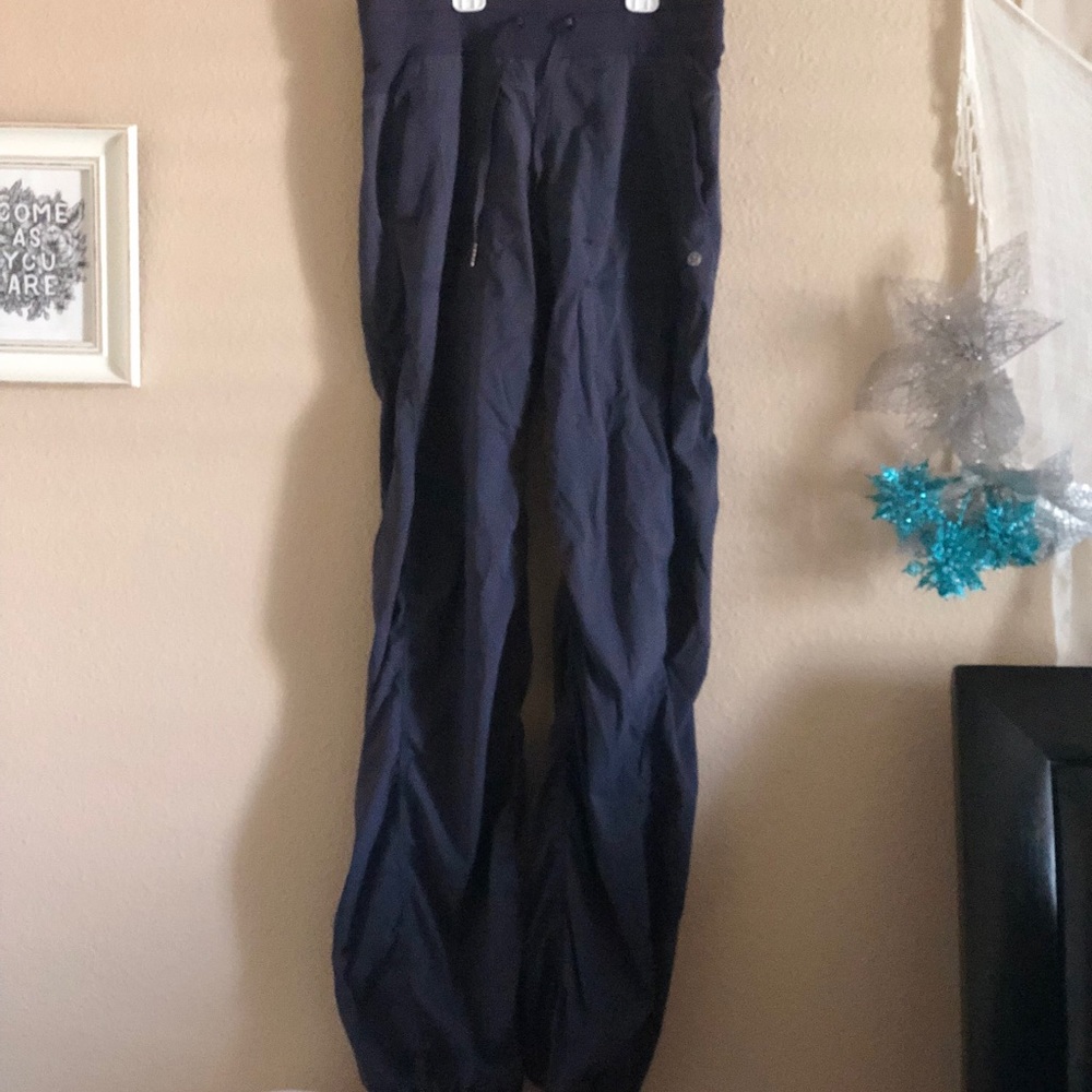 Lululemon dog runner pants